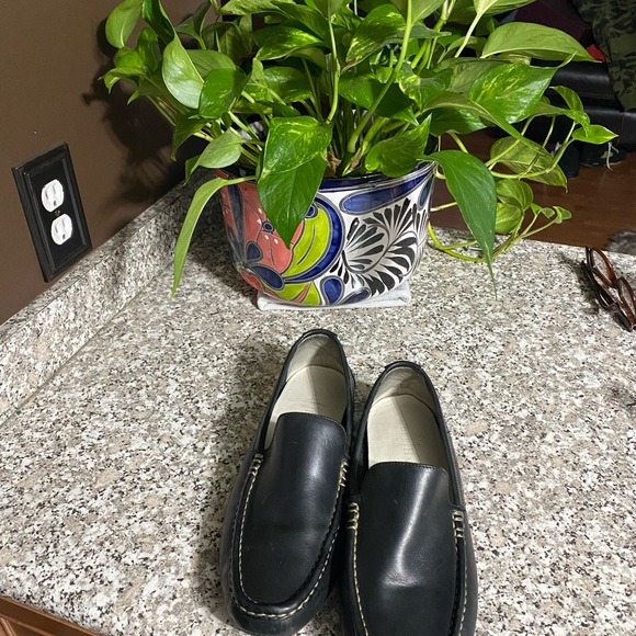 Men’s Cole Haan loafers - Picture 2 of 14